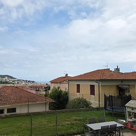 Appartement T2 Rez De Jardin De Au Calme